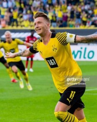 K1体育平台- 多特蒙德青年军崛起，三球大胜法兰克福惊艳德甲  